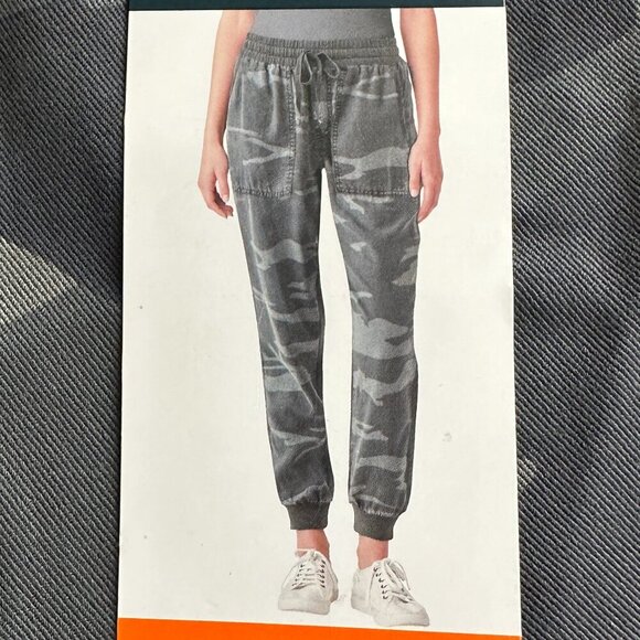 Splendid Knit Joggers Pants Women's Size XXL Camo Green Relax Fit Boho Chic NEW - Picture 2 of 14